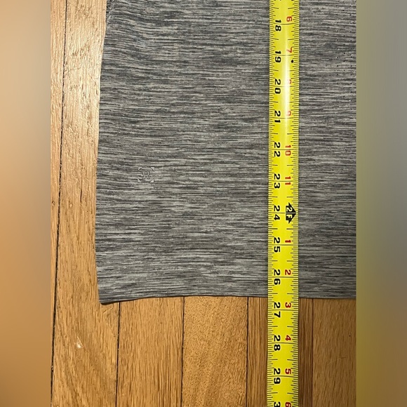 Men’s Medium Lululemon tank top - Picture 3 of 5